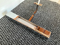 Sanijura spiegelkast met verlichting, lade en stopcontact 52x74 cm hoogglans wit - afbeelding 8 van  11
