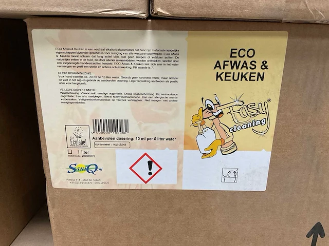 Saniq eco afwas & keuken flacon á 1l afwasmiddel (186x) - afbeelding 2 van  2