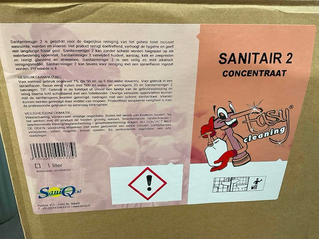 Saniq sanitair 2 flacon á 1l concentraat (24x) - afbeelding 2 van  2