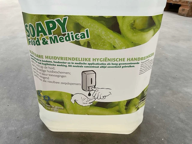 Saniq soapy food & medical jerrycan á 5l vloeibare handreiniger (57x) - afbeelding 2 van  3