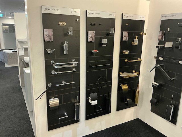 Sanitair accessoire wandpresentatie - afbeelding 2 van  4