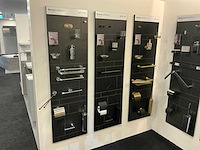 Sanitair accessoire wandpresentatie - afbeelding 2 van  4