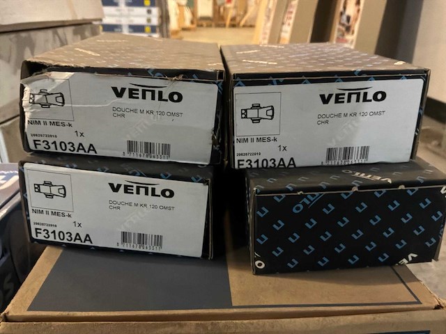 Sanitair accessoires (11x) - afbeelding 4 van  7