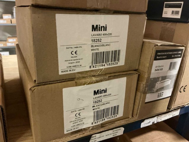 Sanitair accessoires - afbeelding 14 van  34