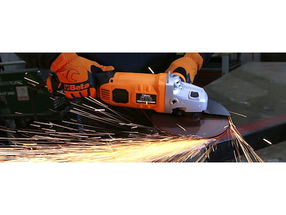 Sanitair, bouwmateriaal en gereedschap