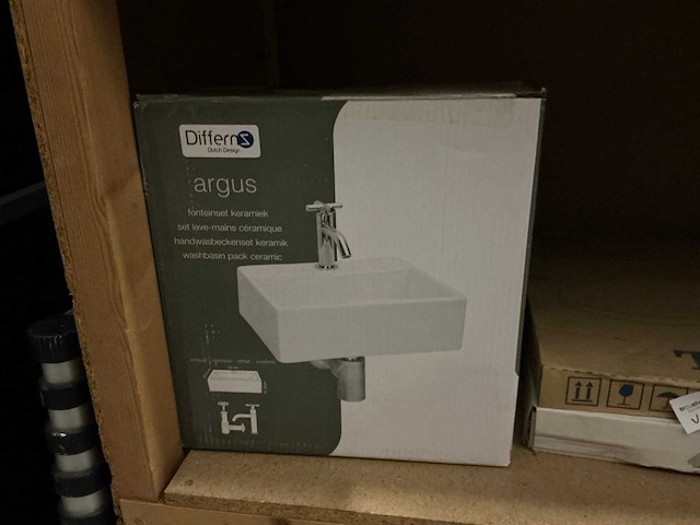 Sanitair divers (4x) - afbeelding 2 van  4