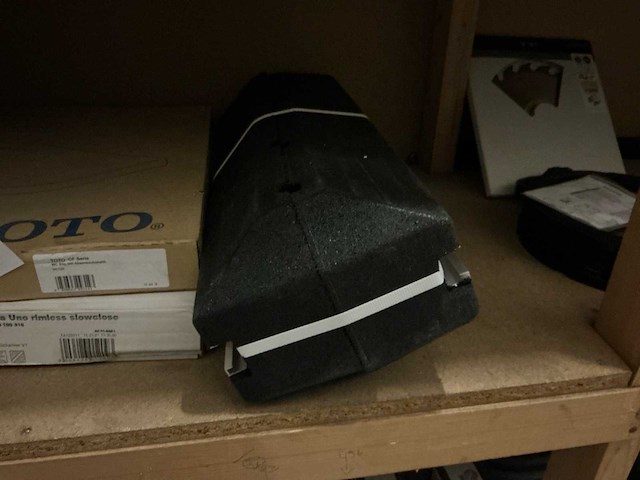 Sanitair divers (4x) - afbeelding 4 van  4