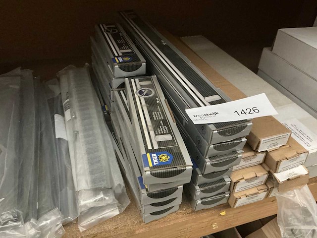 Sanitair divers - afbeelding 2 van  4