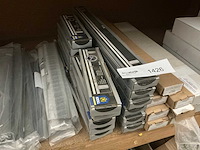 Sanitair divers - afbeelding 2 van  4