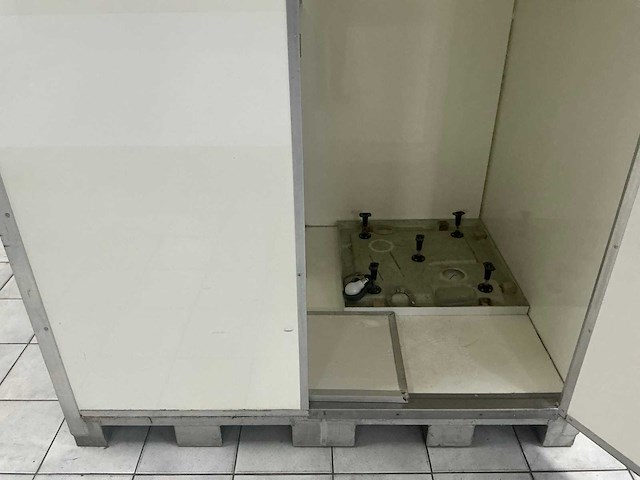 Sanitair doucheunit - afbeelding 12 van  17