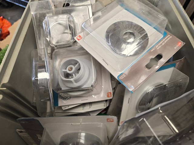 Sanitair en bevestigings materialen mix kavel, partij - afbeelding 5 van  7
