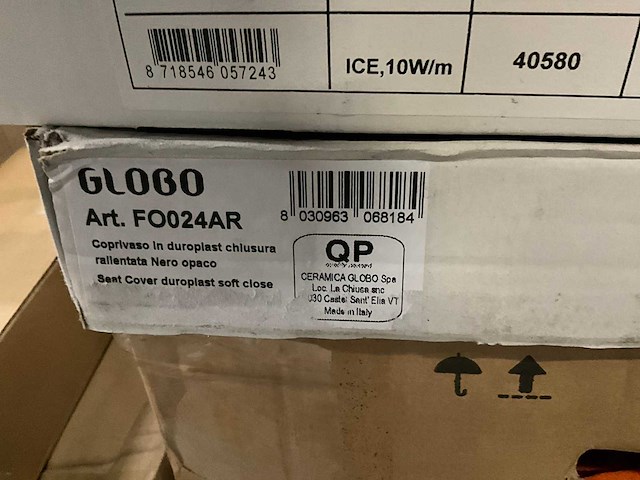 Sanitair en installatie materiaal (11x) - afbeelding 6 van  6