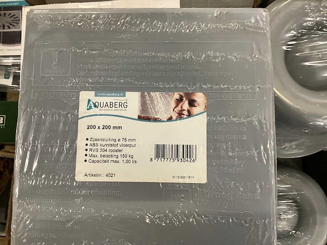 Sanitair en installatie materiaal - afbeelding 3 van  5