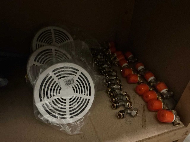 Sanitair en installatiemateriaal divers (15x) - afbeelding 5 van  5