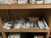 Sanitair installatiemateriaal divers - afbeelding 1 van  5