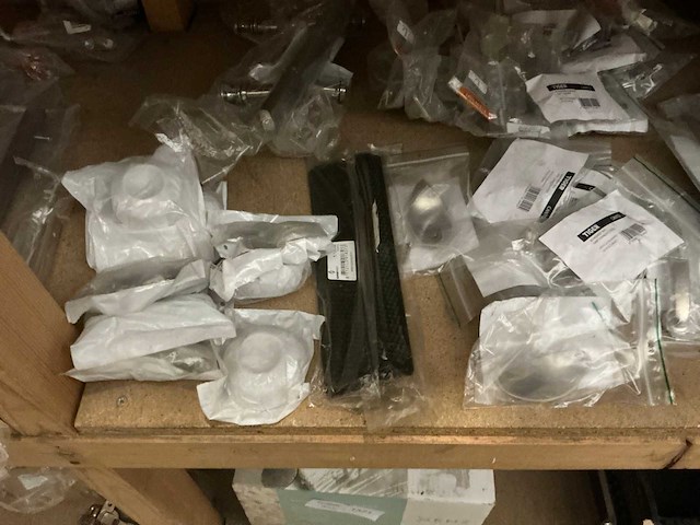 Sanitair installatiemateriaal divers - afbeelding 2 van  5