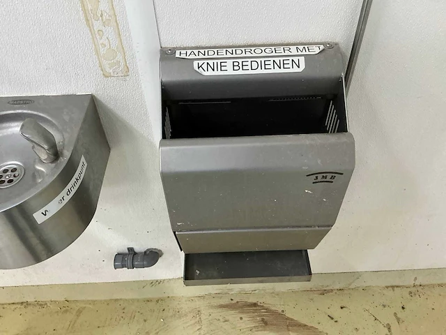 Sanitair punt - afbeelding 4 van  4
