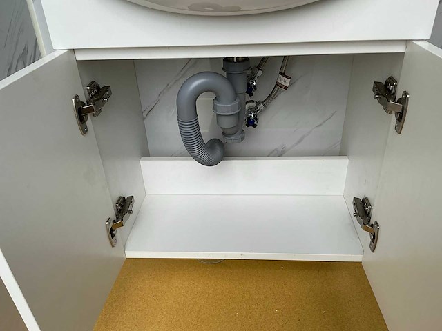 Sanitair unit met douche - afbeelding 11 van  14