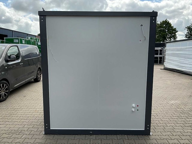Sanitair unit met douche - afbeelding 4 van  14