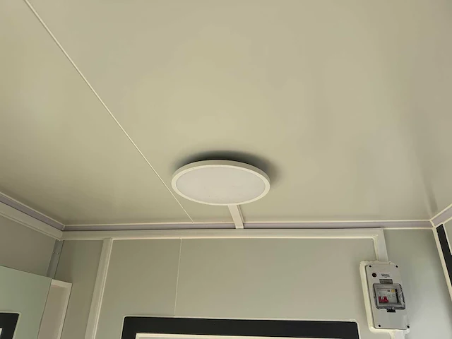 Sanitair unit met wc en douche - afbeelding 9 van  20