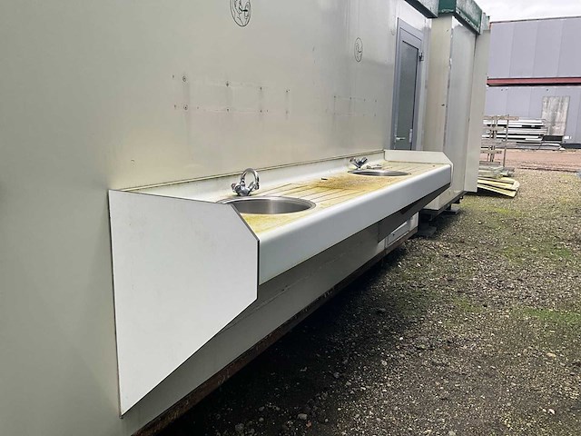 Sanitair unit - afbeelding 14 van  27