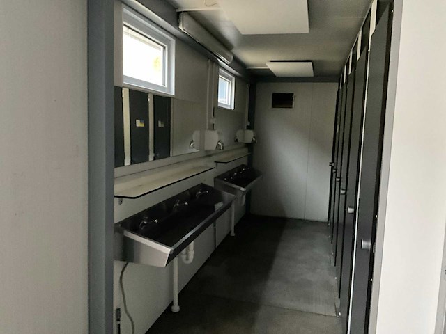 Sanitair unit - afbeelding 30 van  32