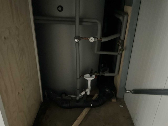 Sanitair unit - afbeelding 9 van  18