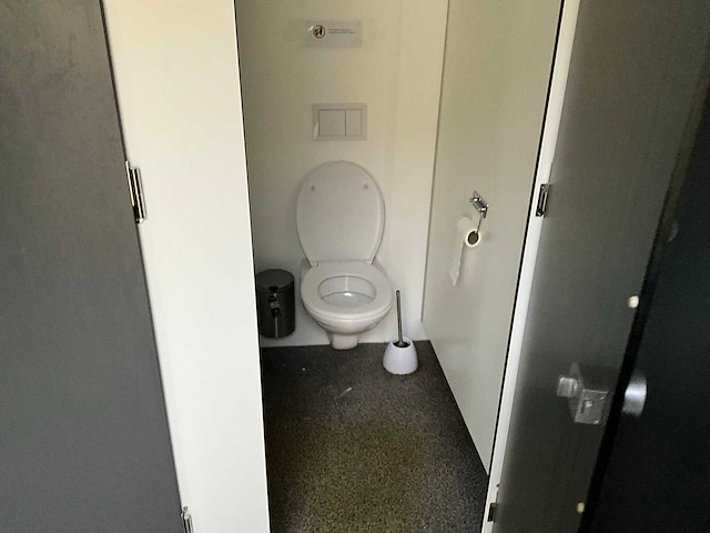 Sanitair unit - afbeelding 16 van  18