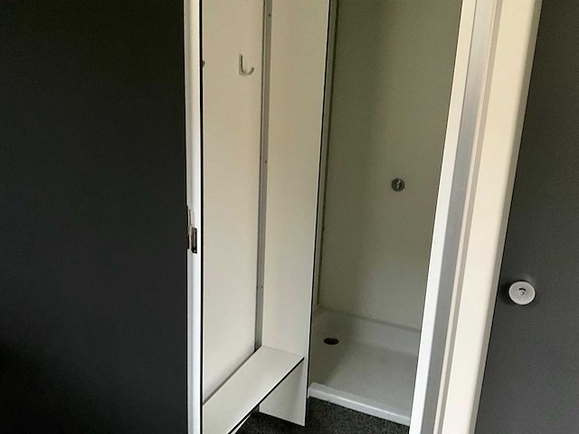 Sanitair unit - afbeelding 18 van  18
