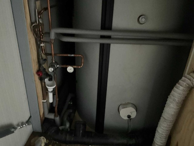 Sanitair unit - afbeelding 7 van  16