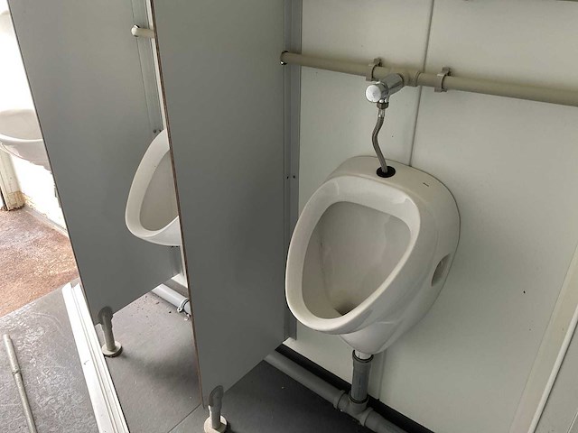 Sanitair unit - afbeelding 9 van  20