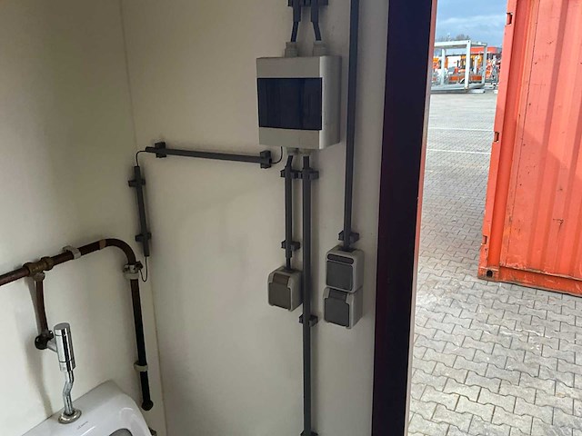 Sanitair unit - afbeelding 5 van  17