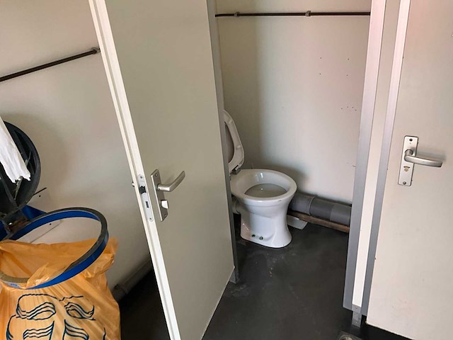 Sanitair unit - afbeelding 7 van  17