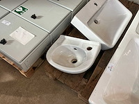 Sanitair - afbeelding 2 van  2