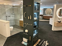 Sanitairaccessoire opstelling - afbeelding 2 van  13