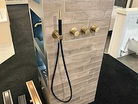 Sanitairaccessoire opstelling - afbeelding 11 van  13