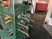 Sanitairaccessoire opstelling - afbeelding 11 van  15