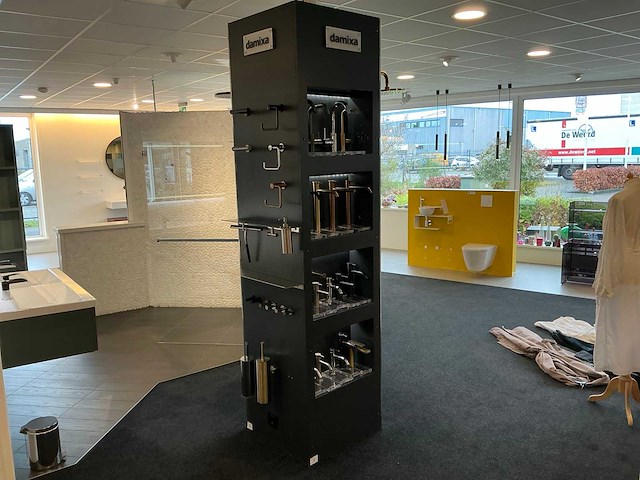 Sanitairaccessoire opstelling - afbeelding 14 van  15