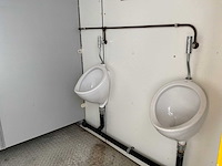 Sanitaire unit met toiletten, urinoirs en spoeltafels - afbeelding 3 van  8