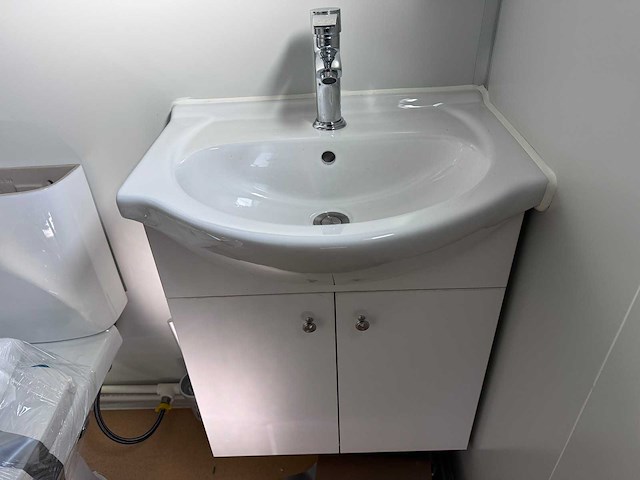 Sanitairunit / douche-/wc-unit - afbeelding 20 van  20