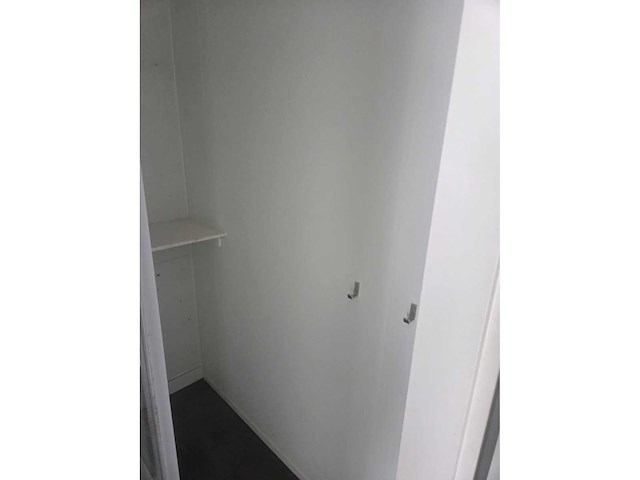 Sanitairunit highcube container 20ft. (4 douche units) - afbeelding 15 van  15