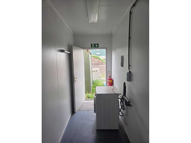 Sanitairunit highcube container 20ft. - afbeelding 23 van  24