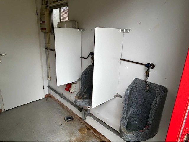 Sanitairunit op slede - afbeelding 11 van  12