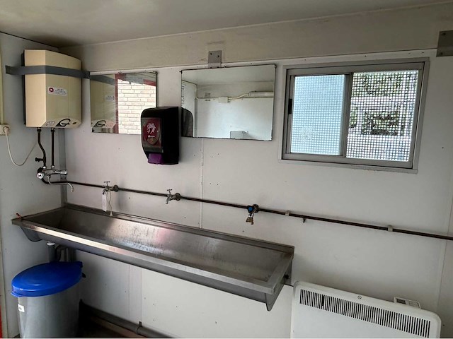 Sanitairunit op slede - afbeelding 4 van  12