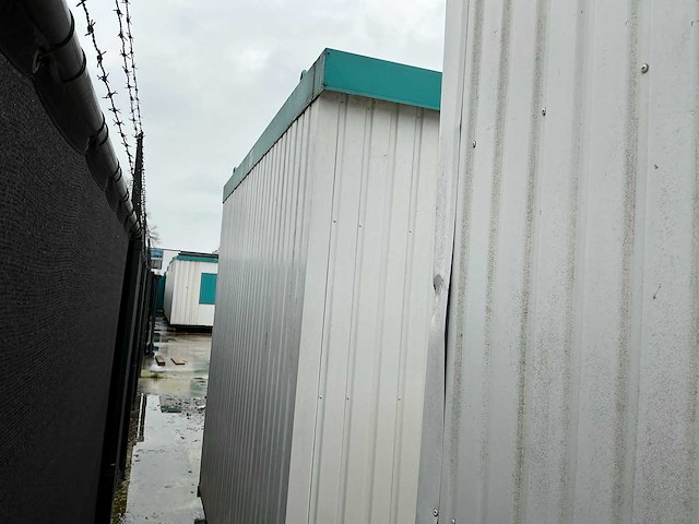 Sanitairunit (toilet) - afbeelding 1 van  19