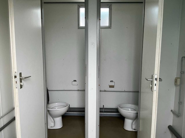 Sanitairunit (toilet) - afbeelding 4 van  19