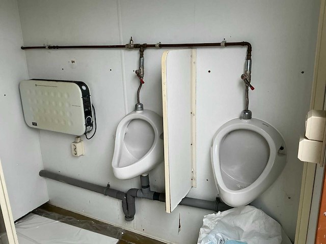 Sanitairunit (toilet) - afbeelding 4 van  17