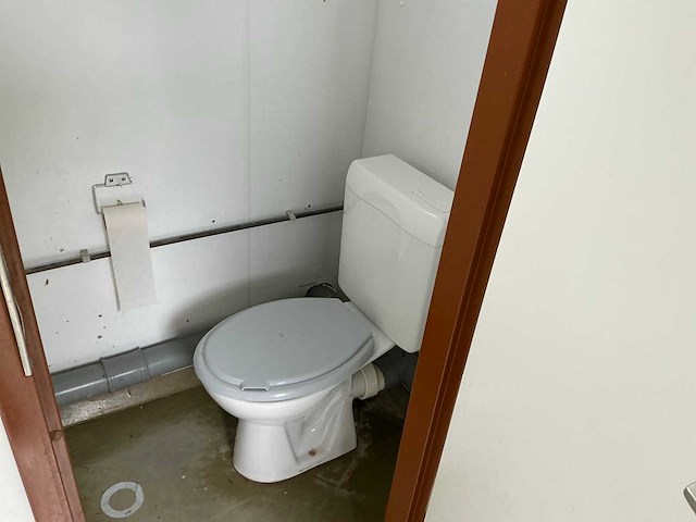 Sanitairunit (toilet) - afbeelding 7 van  17