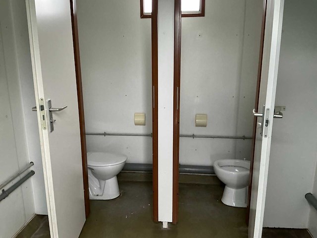 Sanitairunit (toilet) - afbeelding 11 van  16