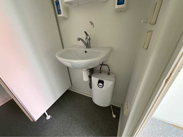 Sanitairunit - afbeelding 10 van  12